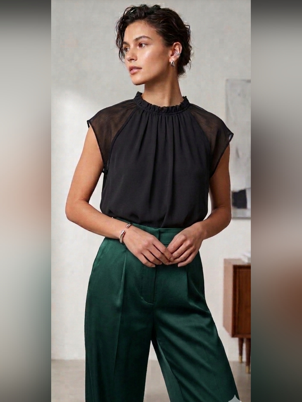 NWT CALVIN KLEIN Chiffon Cap Sleeve Blouse, Size XS